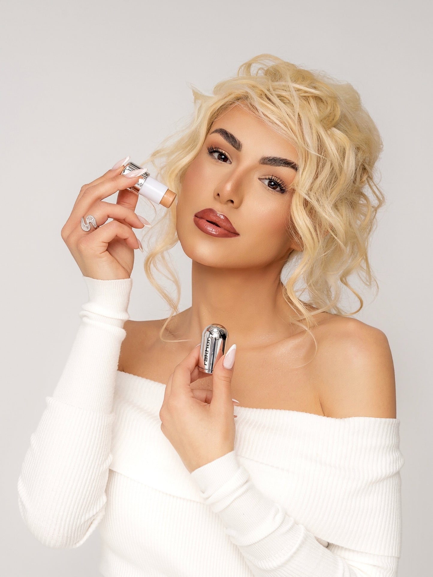 FACE SCULPT STICK  BACKLIGHT   HIGHLIGHTER