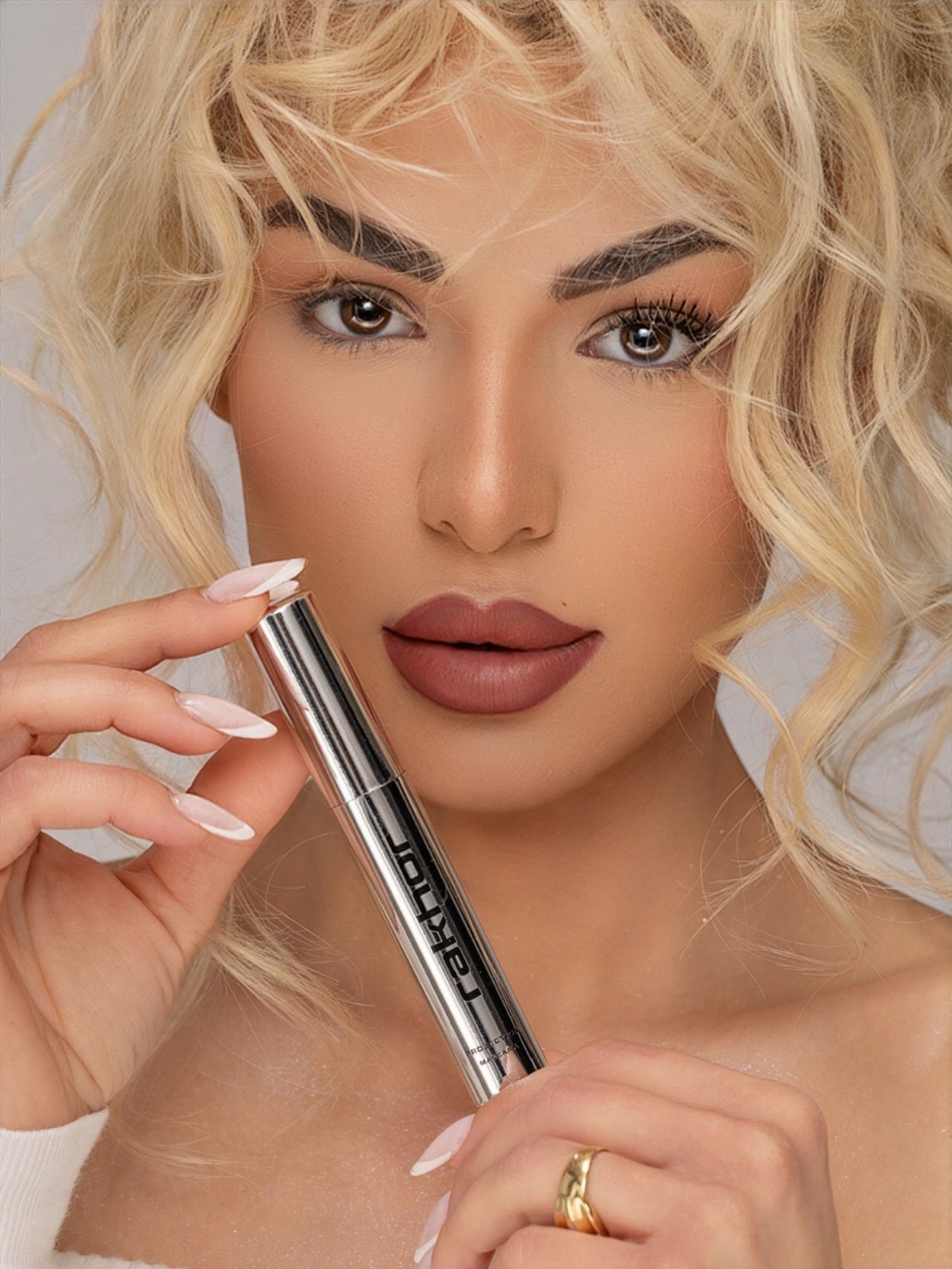 PROJECTION MASCARA