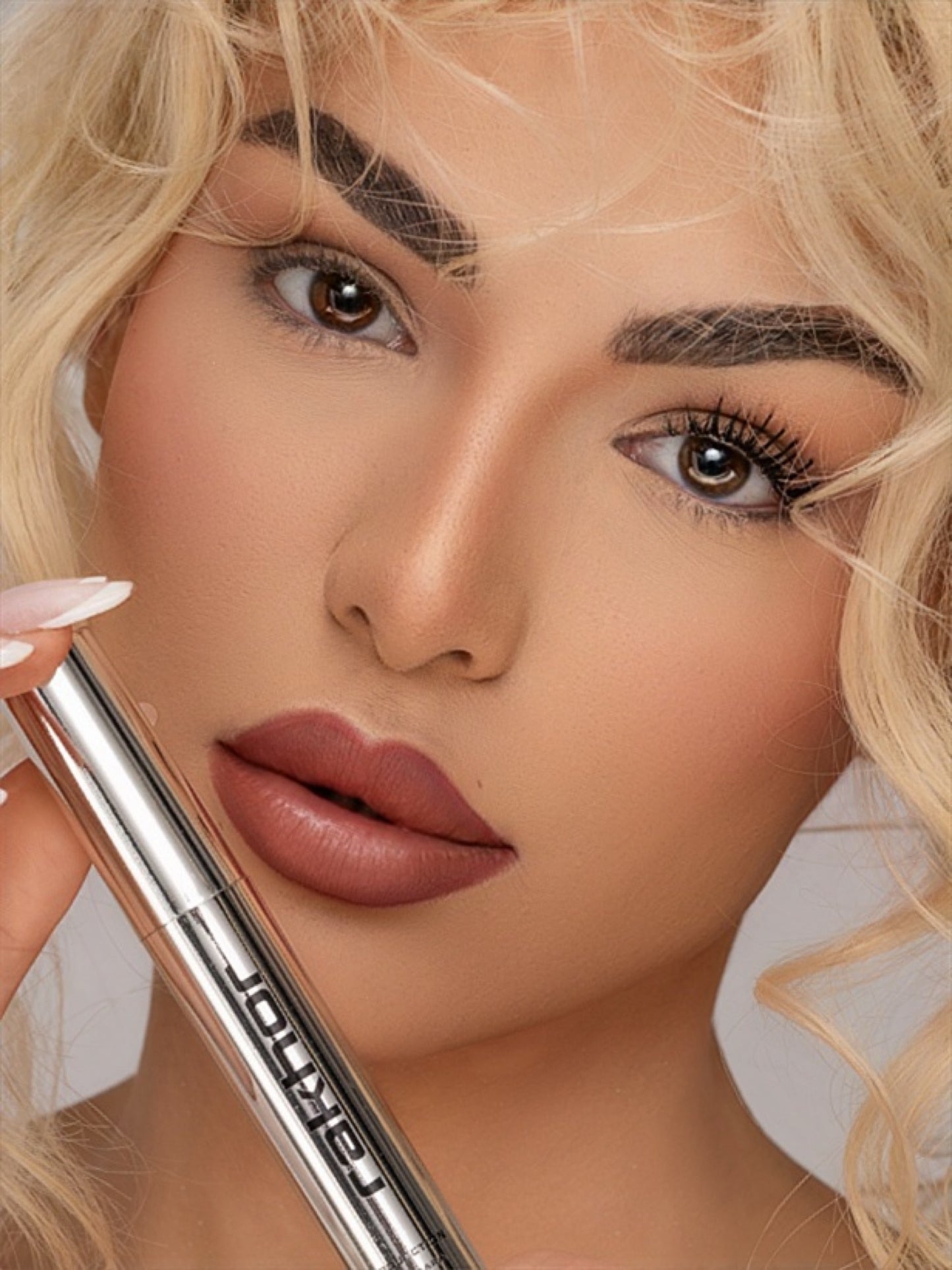 PROJECTION MASCARA