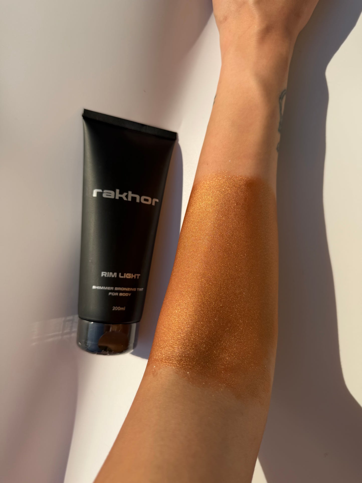 RIM LIGHT shimmer bronzing tint