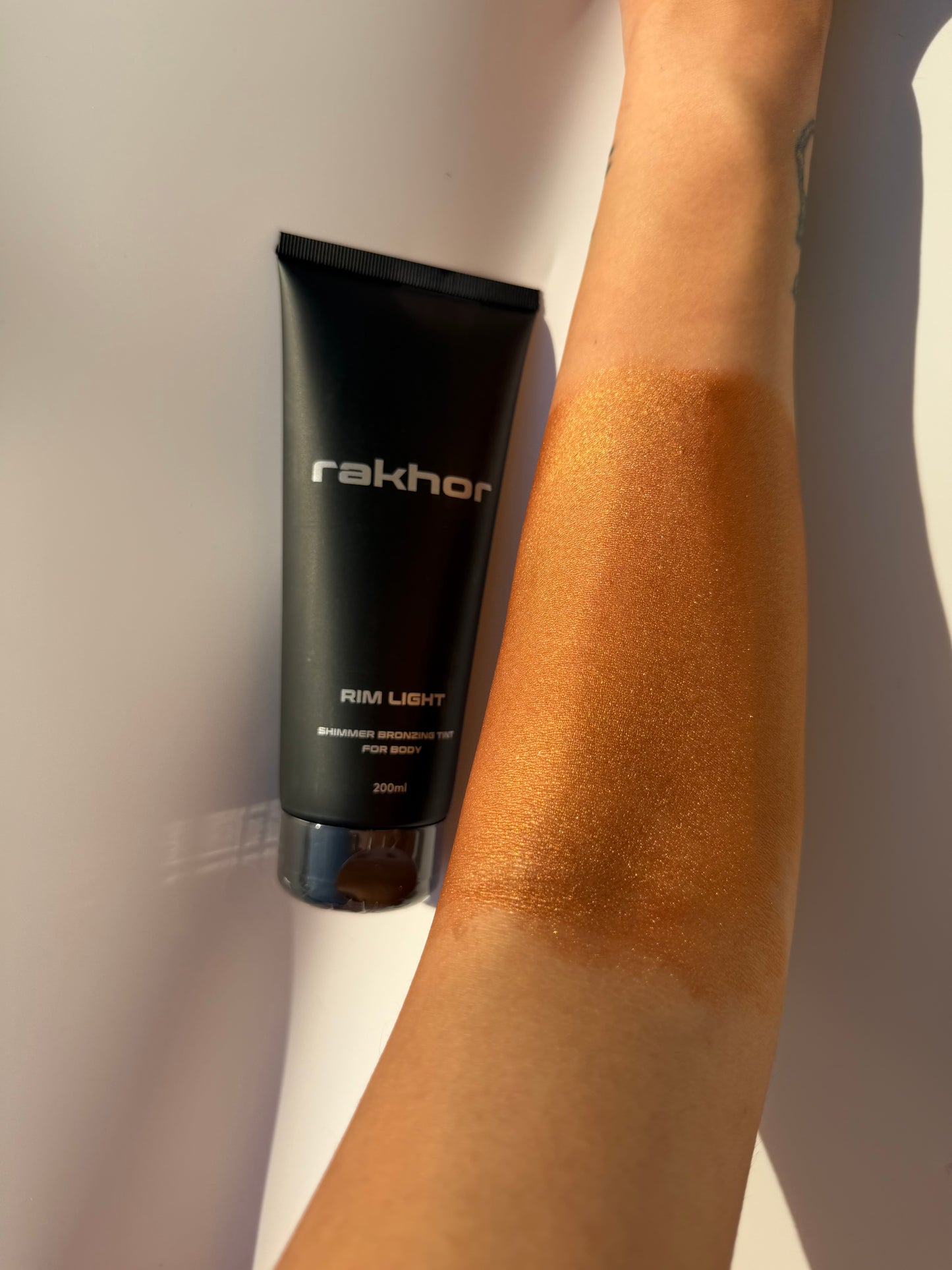 RIM LIGHT shimmer bronzing tint