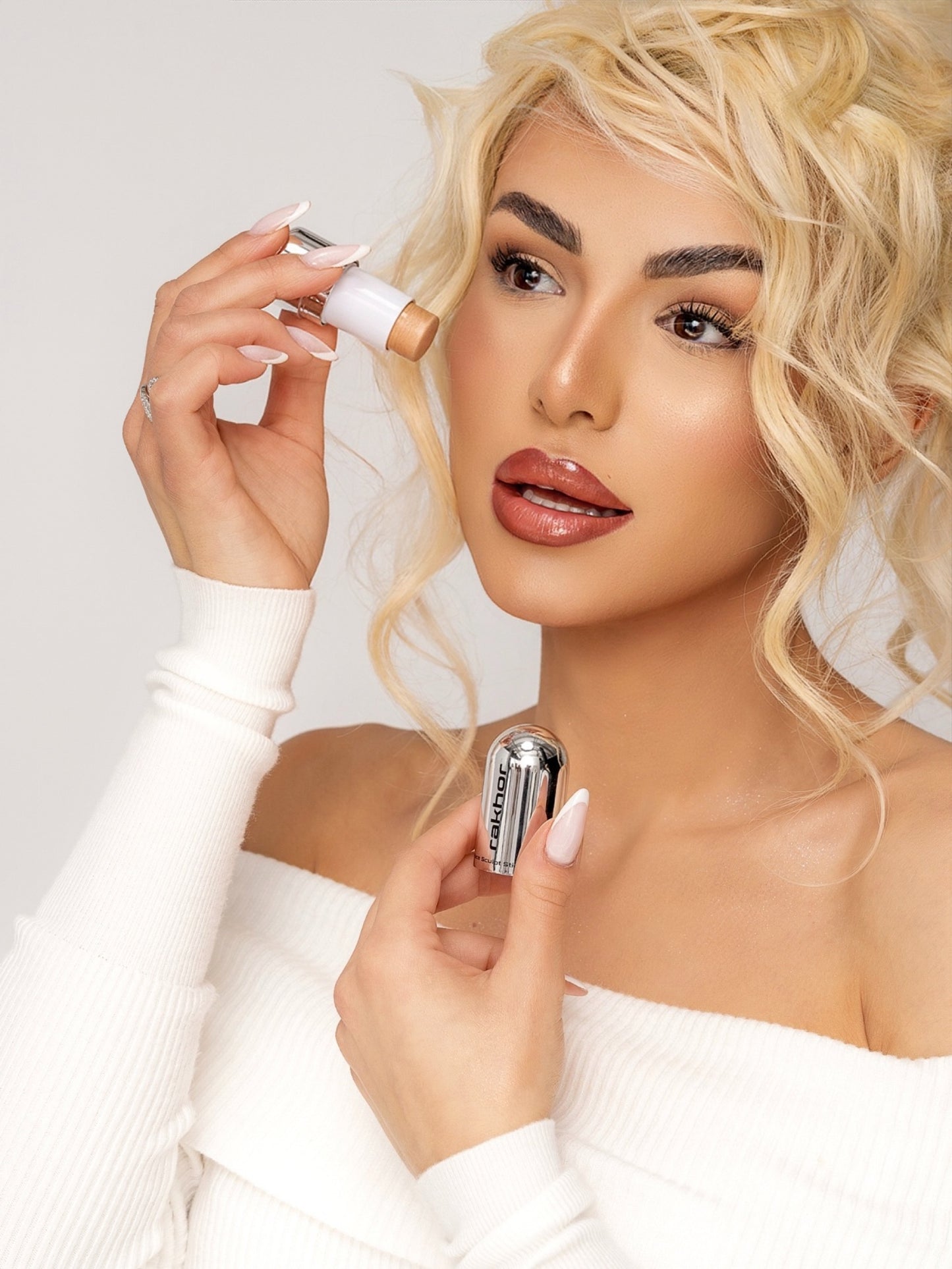 FACE SCULPT STICK  BACKLIGHT   HIGHLIGHTER