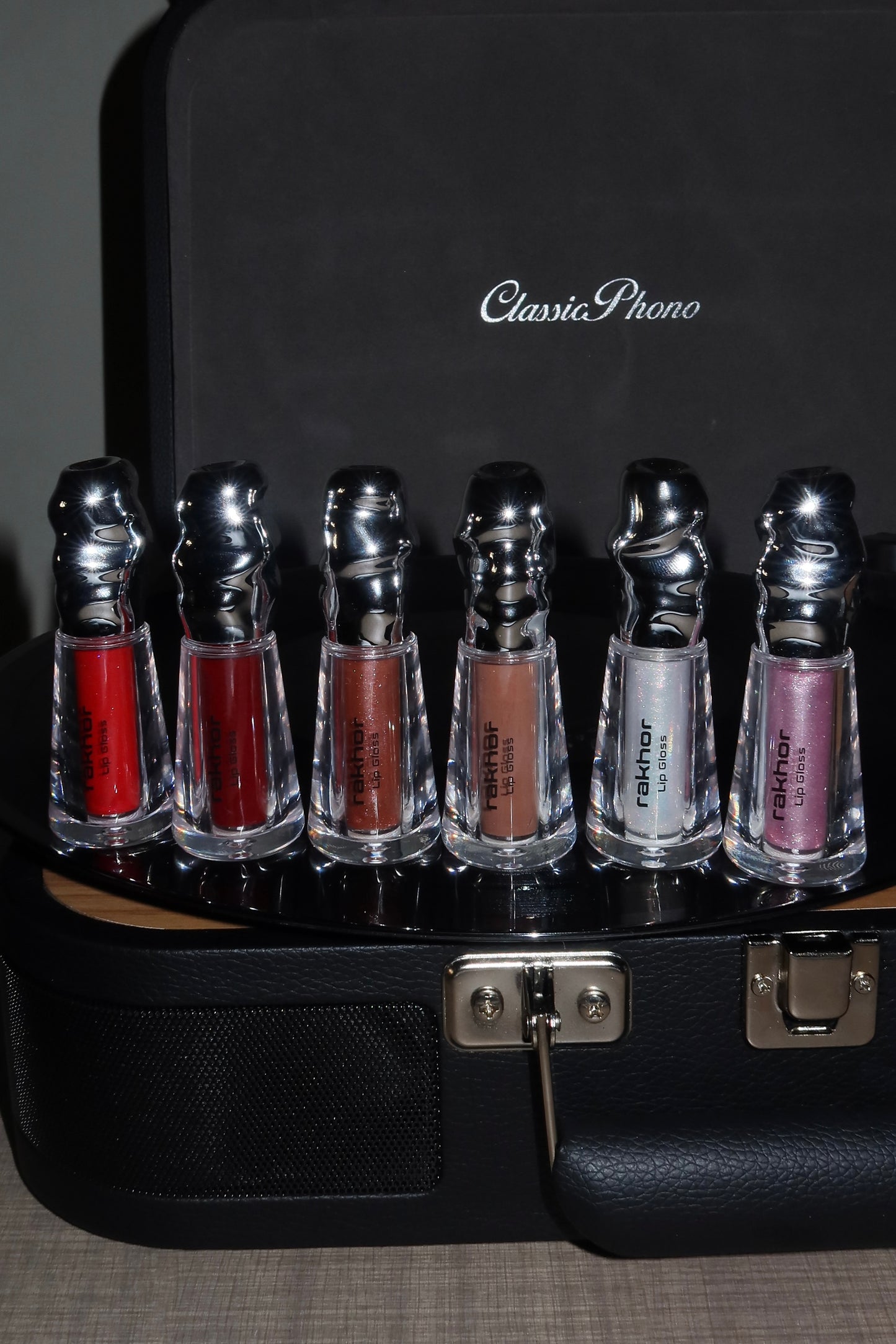 MORAL DILEMMA (Lip gloss)